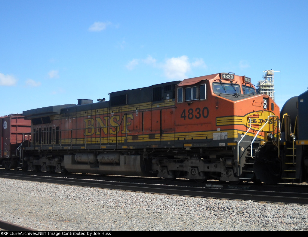 BNSF 4830